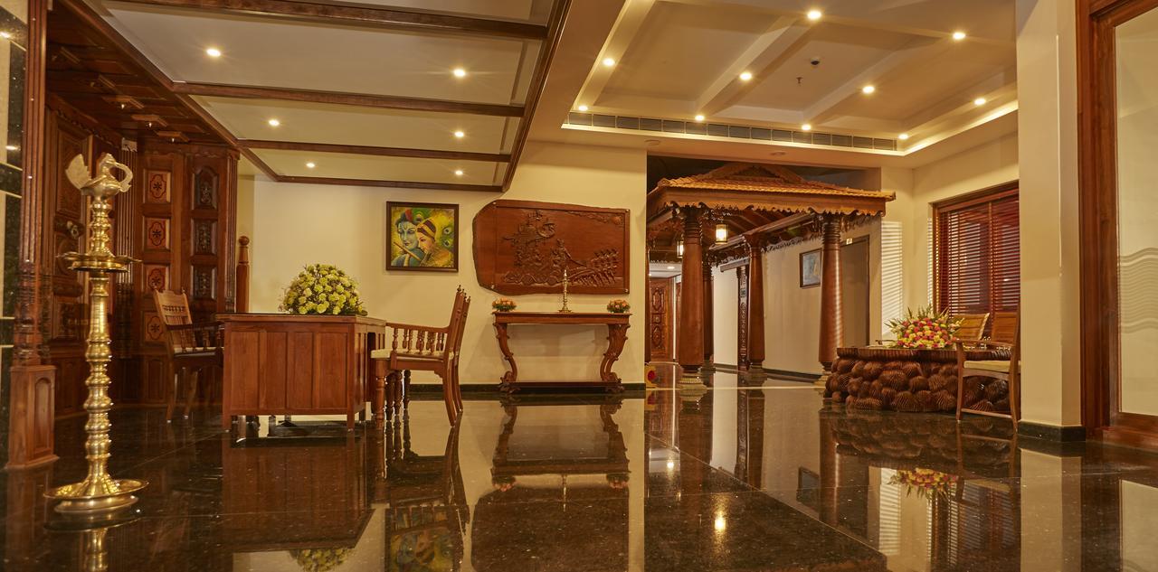 Sterling Guruvayur Hotel Buitenkant foto