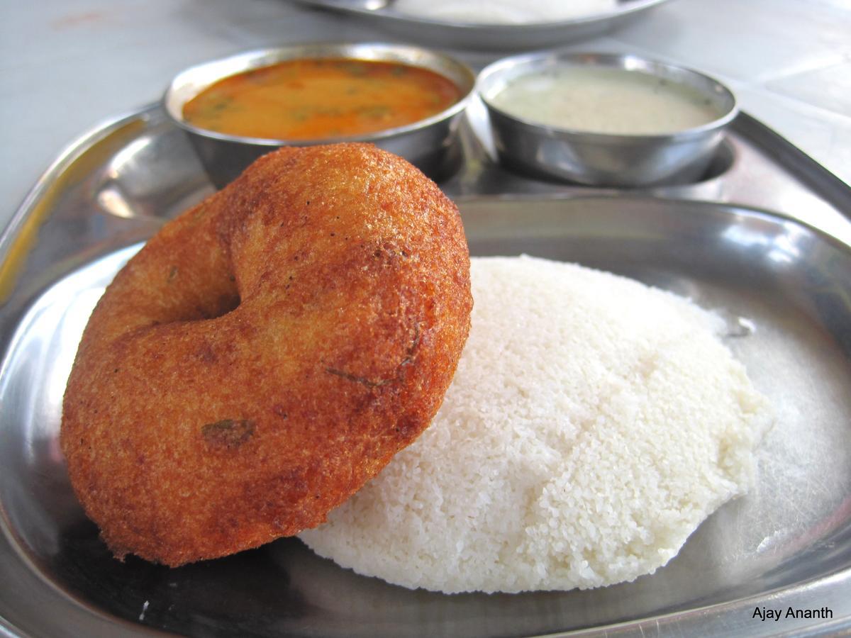 Sterling Guruvayur Hotel Buitenkant foto